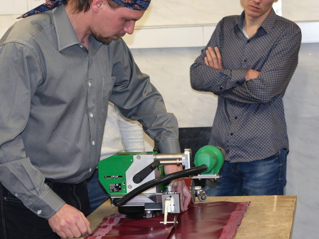 Учебный центр ОЛЬМАКС: 19-20 сентября 2019 года состоялся семинар по сварке технических тканей